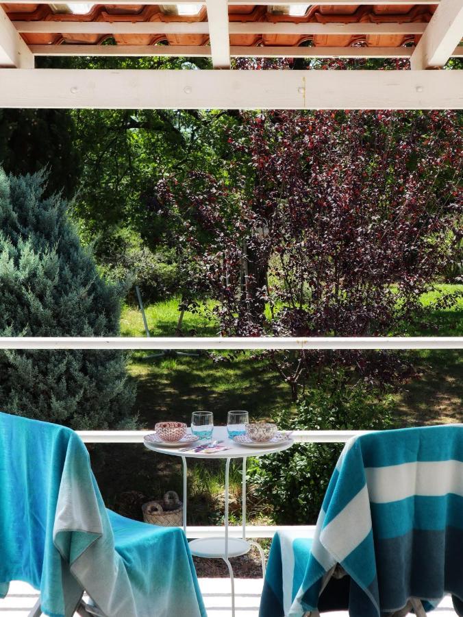 Le Jardin Des Selves Bed & Breakfast Draguignan Exterior photo